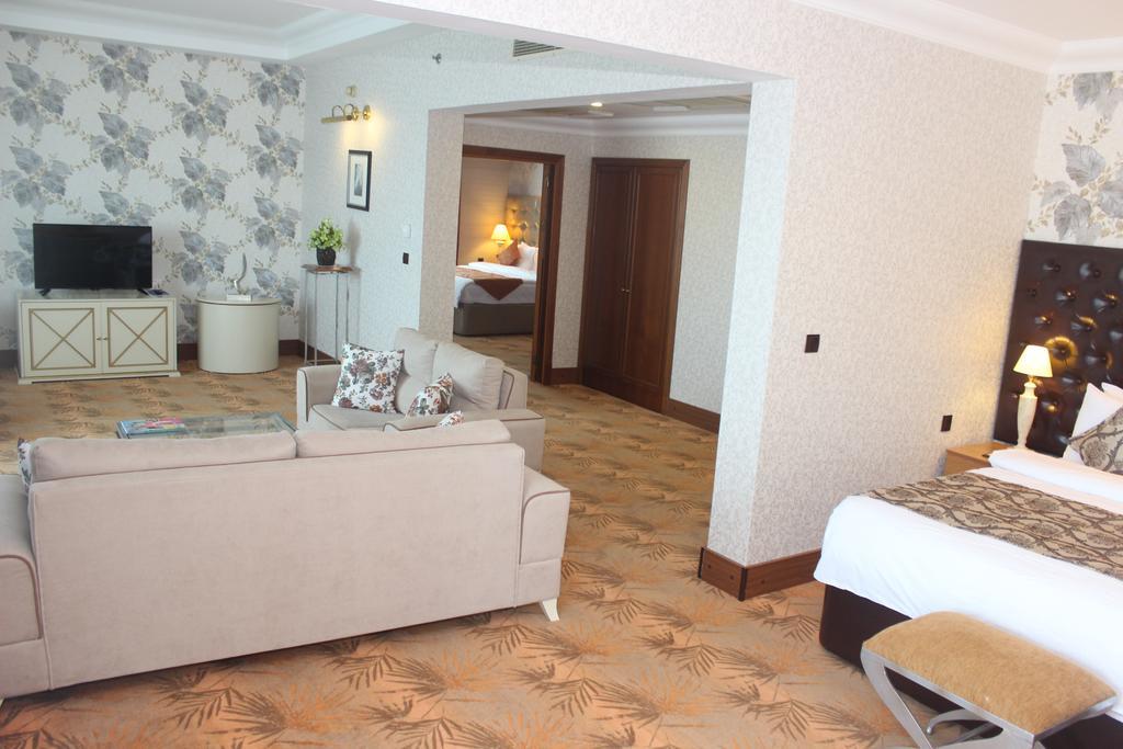 Grand Hotel Europe Baku Exterior foto