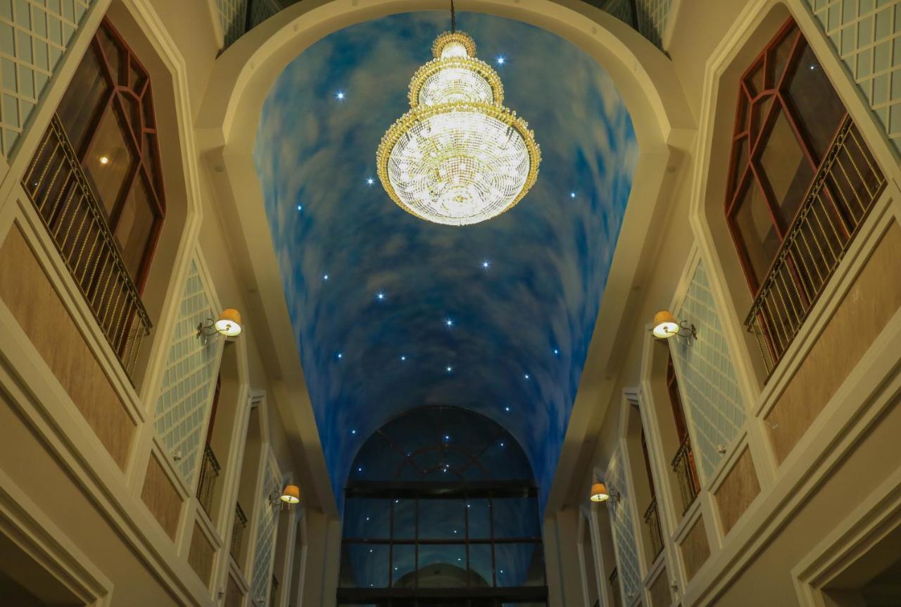 Grand Hotel Europe Baku Exterior foto