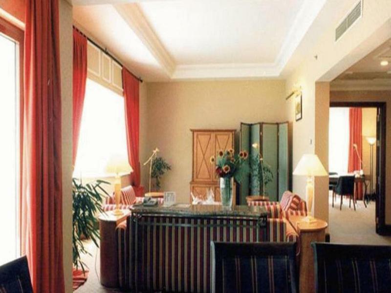 Grand Hotel Europe Baku Exterior foto